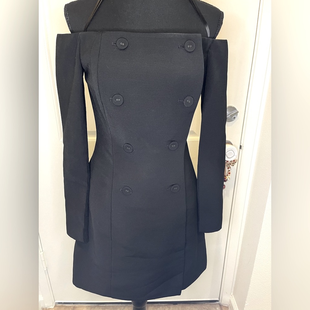 “Cary” BCBG off-the-shoulder black dress NWT size XS